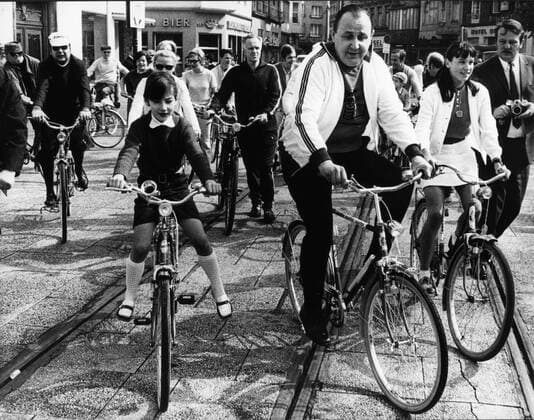 HANS-DIETRICH GENSCHER  - ZUMAk09