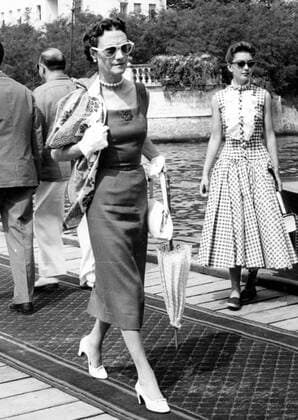 Jul 14, 1955; Venice, ITALY; American socialite WALLIS SIMPSON during a holiday in Venice. The woman for whom Edward VIII gave up the throne in 1936, is variously portrayed as a greedy snob, a sexual predator or part of the romance of the century, remains a controversial figure in British history. She was seen as the woman who took a highly popular king from his people. Her private life has remained a source of much speculation. Both the Duke and Duchess of Windsor have also been accused by some critics of being Nazi sympathisers. Venice ITALY  - ZUMAk09