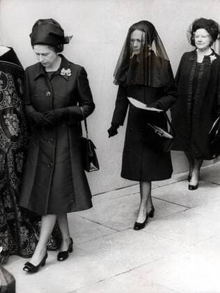 Jun 05, 1972; London, England, UK; QUEEN ELISABETH II, the DUTCHESS OF WINDSOR (WALLIS SIMPSON) and QUEEN MUM after the funeral service for Edward VIII Duke of Windsor in St. George s Chapel in London on 05.06.1972. EDWARD VIII was King of the United Kingdom and the British Dominions beyond the Seas, King of Ireland, and Emperor of India from the death of his father, George V (1910Ð36), on 20 January 1936 until his abdication on 11 December 1936. Edward VIII had met and fallen in love with a married American woman, Mrs Wallis Simpson. Eventually Edward realised he had to choose between the Crown and Mrs Simpson who, as a twice-divorced woman, would not have been acceptable as Queen. In 1937, Edward was created Duke of Windsor and married Wallis Simpson in a ceremony in France. Edward VIII is the only British monarch to have voluntarily relinquished the throne. London UK  - ZUMAk09