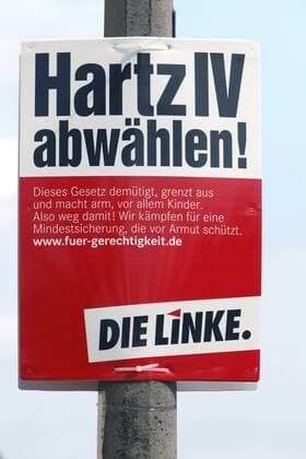 Berlin: Wahlplakat der Partei - Die Linke.