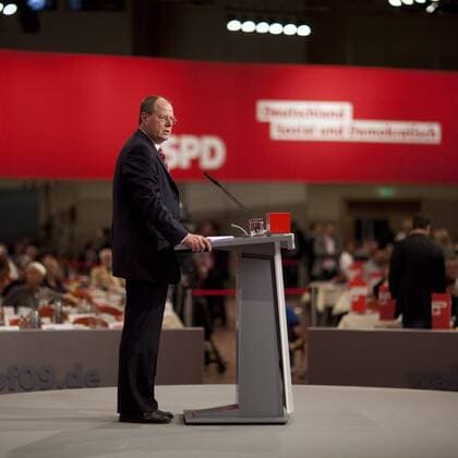 Deutschland, Berlin, Estrel Convention Center, SPD Bundeswahlparteitag, Rede Peer Steinbrück, 14.06.2008