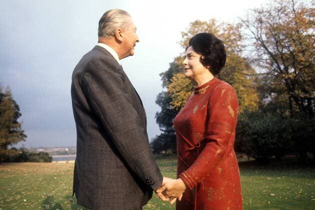 Kurt Georg Kiesinger (CDU) mit Ehefrau Marie-Louise daheim in Tübingen