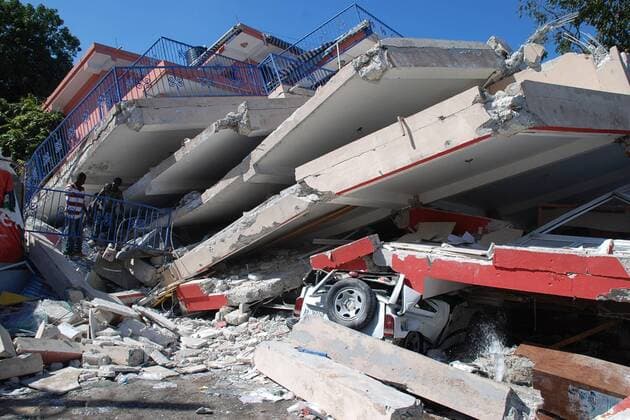 The aftermath of a devastating earthquake is seen in Port-au-Prince, Haiti on January 15, 2010. A 7.0 magnitude earthquake hit Haiti on January 12, devastating the country s capital and surrounding cities.  WAX20100119713