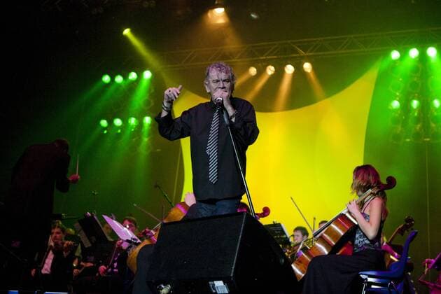 Dan McCafferty, Sänger und Frontmann der schottischen Band Nazareth live bei Rock Meets Classic in der Stadthalle Sursee, Luzern, Schweiz iblguo01428675