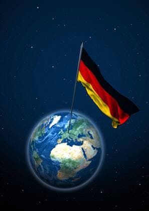 Fahne der Bundesrepublik Deutschland steckt in der Erdkugel iblbca01501368
