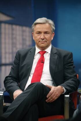 Klaus Wowereit (SPD, Stellv. SPD-Vorsitzender und Regierender Bürgermeister Berlin) in der Talk-Show Maybrit Illner am 29.04.2010 in Berlin Thema der Sendung: Kruzitürken! - Sind wir offen für muslimische Minister?