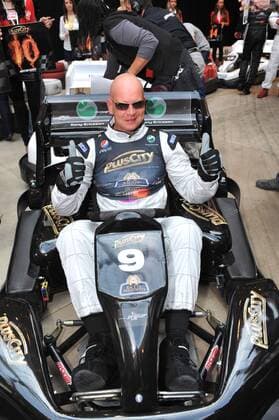 Michael Naseband, der Kommissar beim Plus City PROMI - RACE OF PRESIDENTS Cart Rennen am 2.5.2010 in Linz Prominenten Plus City Cart Race in Linz , 2010 
