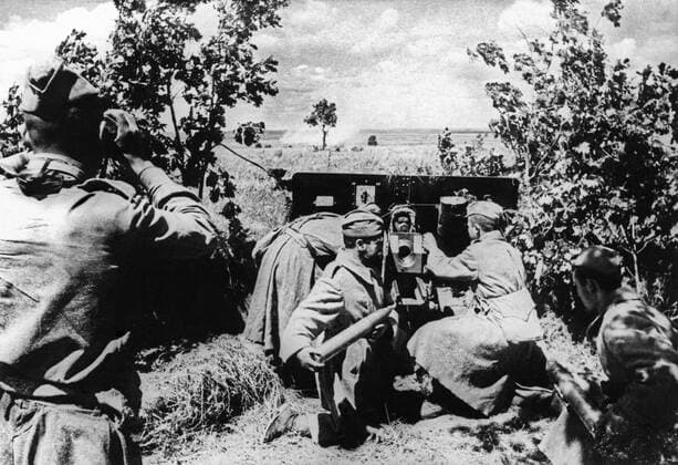 Battle of Kursk. A gun is placed at the firing position.  TASS_1007892
