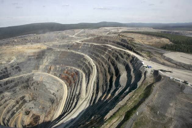 ITAR-TASS 32: KRASNOYARSK TERRITORY, RUSSIA. JULY 17. Mining sulfide ore for Polyus Gold s (Polyus Zoloto) third gold recovery plant (Mill-3) at Olimpiada gold mine, Krasnoyarsk Territory.  493777
