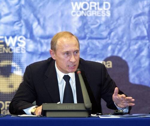 TAS68: MOSCOW, RUSSIA. SEPTEMBER 24. President Vladimir Putin speaking at the World Congress of News Agencies.  131605