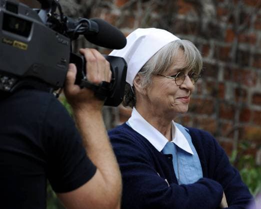 Cornelia Froboess, in - Eine halbe Ewigkeit - ein romantischen Drama einer späten großen Jugendliebe - Drehort im Kloster Lüne in Lüneburg am 13.07.2010