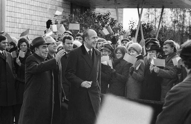 Moscow. General Secretary of the Central Committee of the CPSU Leonid Brezhnev (front L) sees off President of France Valery Giscard d Estaing in the airport.  99849