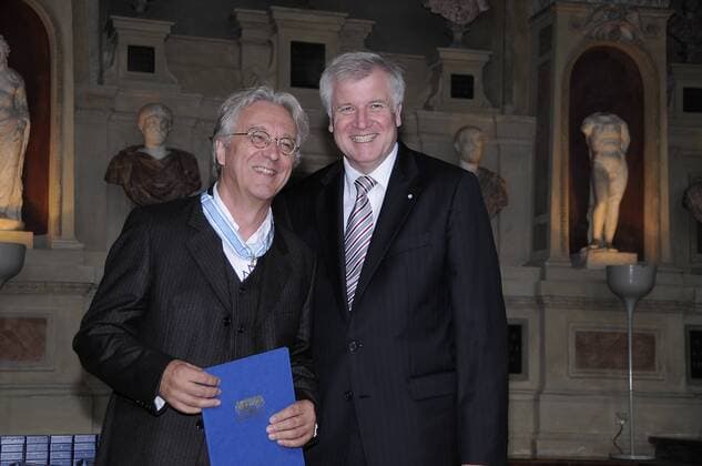 München - Verleihung Bayerischer Verdienstorden - Gerd Anthoff (L) und Horst Seehofer
