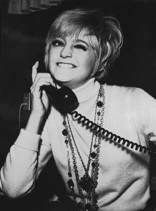 KPA46928.jpg DIE KAKTUSBLÜTE Cactus Flower USA 1969 Gene Saks GOLDIE HAWN als Toni Simmons in Cactus Flower , 1969 B97409 UnitedArchives46928