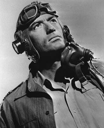 KPA60341.jpg FLAMMEN ÜBER FERNOST The Purple Plain USA 1954 Robert Parrish Squadron Leader Major Forrester (GREGORY PECK) B110970 UnitedArchives60341