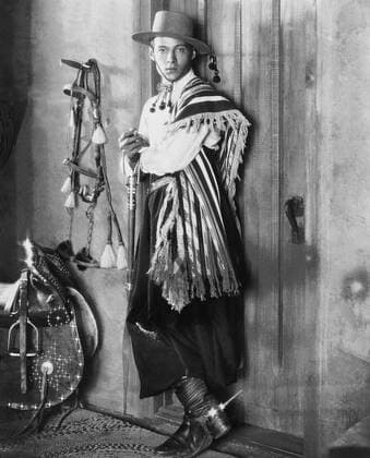KPA66181.jpg RUDOLPH RODOLFO VALENTINO Stummfilm-Star: RUDOLPH RODOLFO VALENTINO (1895-1926) B143253 rights=ED UnitedArchives66181