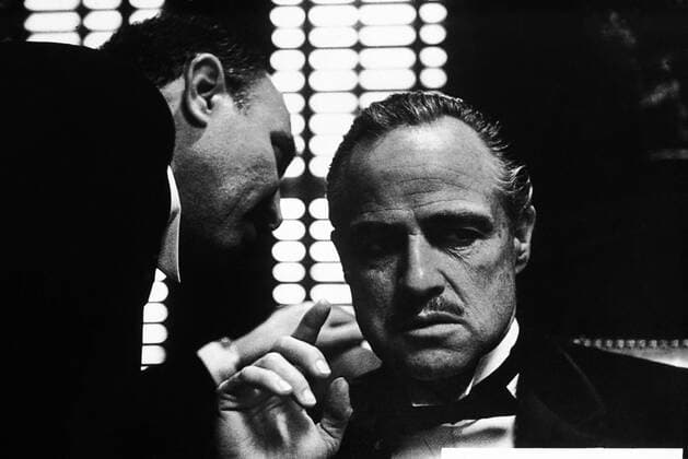 KPA88201.jpg DER PATE The Godfather USA 1972 Francis Ford Coppola Der Pate Don Vito Corleone (MARLON BRANDO) B148373 rights=RM UnitedArchives88201