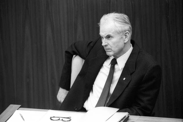 Hans Modrow (DDR SED Vorsitzender Ministerrat) in Berlin