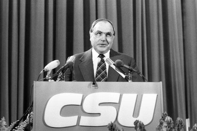 Helmut Kohl (Deutschland CDU) spricht auf dem CSU-Parteitag in München