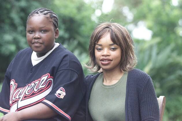 Zoleka Mandela (R) JOHANNESBURG, SOUTH AFRICA ? December 2002: Bambatha and Zoleka Mandela, grandchildren of Nelson Mandela. Gallo00000515
