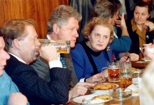 Czech President Vaclav Havel, U.S. President Bill Clinton and U.S. ambassador to the United States Madeleine Albright, from left, at the Golden Tiger pub in Prague on January 11, 1994. CTK Photo  CTKPhoto00117098