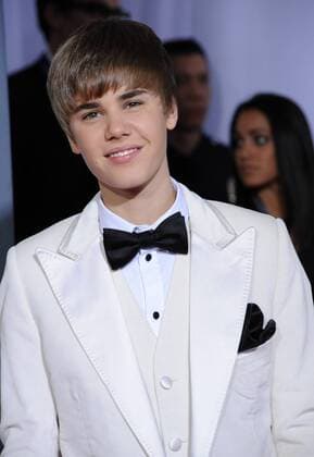 Singer Justin Bieber arrives at the 53rd annual Grammy Awards in Los Angeles on February 13, 2011.  LAP20110213839