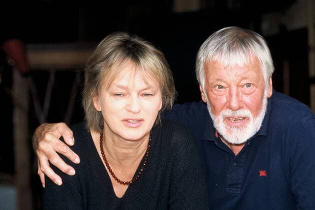SCHÖNHERR, Dietmar - HEIDENREICH, Elke Dietmar SCHÖNHERR Elke HEIDENREICH 8 2001