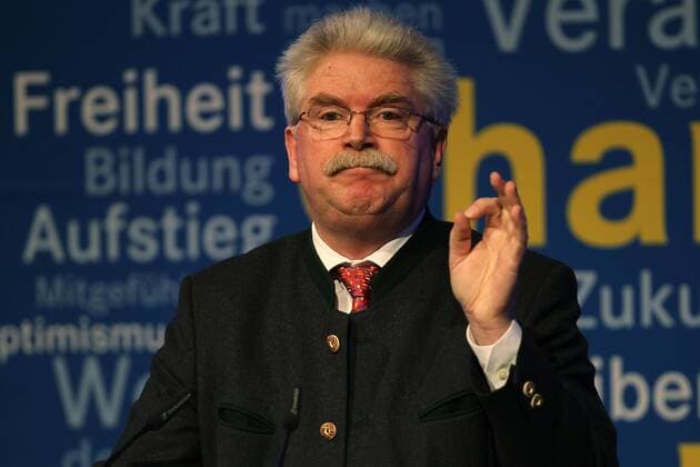 Martin Zeil Martin Zeil, MdL, FDP, beim Politischen Aschermittwoch der FDP in Straubing; 09 03 2011 -