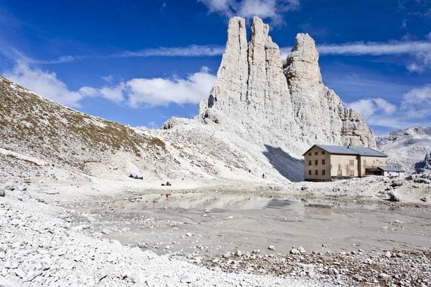Blick vom Santnerpass in der Rosengartengruppe auf die Vajolet-Türme mit der Delagokante, Dolomiten, Südtirol, Italien, Europa iblles01865483