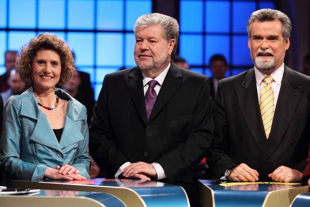 L-R: EVELINE LEMKE (Bündnis 90 Die Grünen), KURT BECK (SPD), HERBERT MERTIN (FDP) SWR, DIE WAHL BEI UNS, MAINZ, 24.3.11