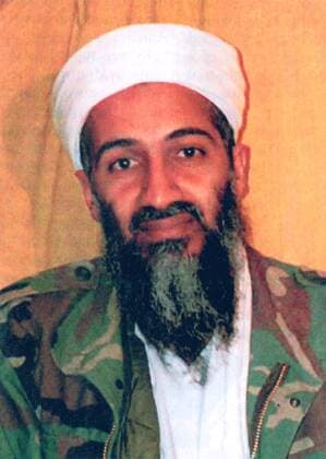 IMAGO History, Anschläge vom 11. September aus New York und Washington D.C 20 Jahre Anschläge vom 11. September: Täter und Hintermänner At 11.35 last night President Obama announced the United States has conducted an operation that killed Osama bin Laden, the leader of al Qaeda, and a terrorist who s responsible for the murder of thousands of innocent men, women, and children. in Washington, DC, on May 1, 2011. This picture of bin Laden was a government exhibit for the sentencing trial of Zacarias Moussaoui, a confessed al-Qaida conspirator for the 9 11 attacks on the World Trade Center and Pentagon, in April 2006.  WAP2011050203