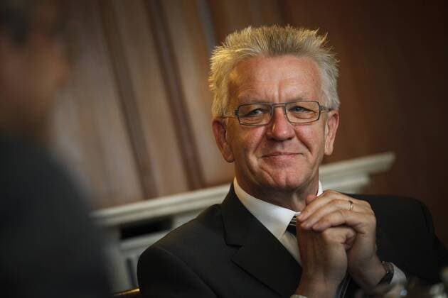 Winfried Kretschmann (GER Bündnis90 Die Grünen), seit 12. Mai 2011 Ministerpräsident des Landes Baden-Württemberg im Interview in Stuttgart