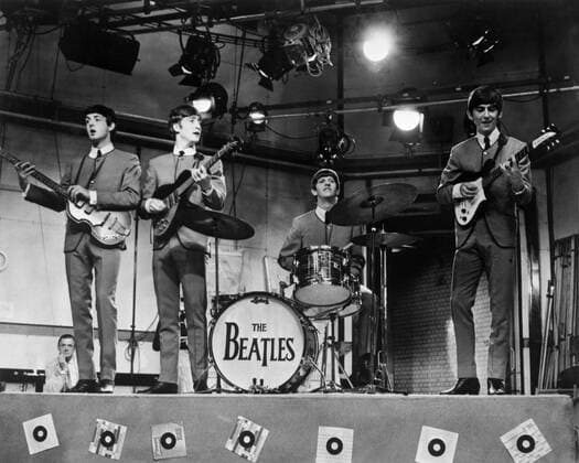 The Beatles during the recording of a television programme 11th October 1963 Mono Negative !AUFNAHMEDATUM GESCHÄTZT! UnitedArchives1247860