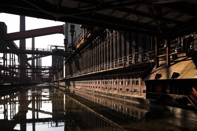 Essen Zeche Zollverein - Kokserei Essen im Ruhrgebiet in Nordrhein Westfalen, Rheinland, Ruhr area, Stadt, city, Europa, Europe, Essen Zeche Zollverein, Kokerei, Kokserei, Koksherstellung, Museum, Industrie, Industriemuseum, Industriedenkmal, Denkmal, Denkmale, Weltkulturerbe, Kultur, Museen, Industriekultur, Industrieanlage, Produktion, Kohle, Koks, Ausstellung, Tour de Ruhr, Pfad der Industrie, Industriepfad,