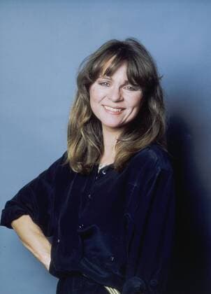 Cornelia Froboess (Schauspielerin) 03 84 mot Cornelia Froboess im März 1984 Deutschland deutsch Deutsche Frau Fernsehen Film Schauspiel TV Gesang Sängerin german singer actress hoch halb stehend Portrait lächelnd exklusiv