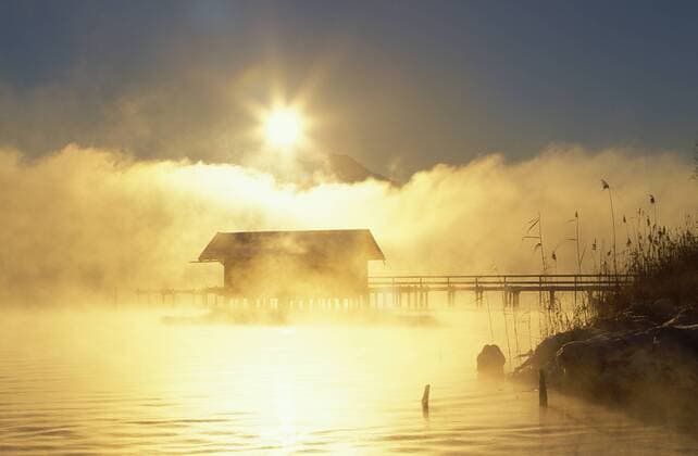 Morgenstimmung am Chiemsee, Schöllkopf bei Prien, Chiemgau, Oberbayern, Bayern, Deutschland, Europa ibxman02124585