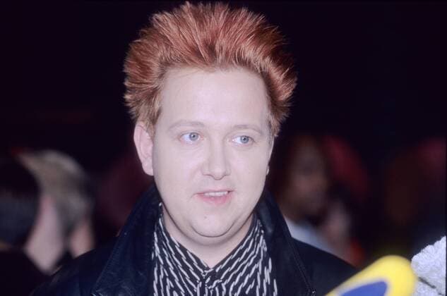 Die Prinzen Sebastian Krumbiegel 11 98 pp Musik Pop Mann kurzhaarig rothaarig leger Hemd Jackett lächelnd Portrait quer