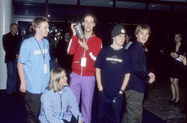 Echt (Popgruppe) 03 99 her Mann Gruppe Band Musik Pop Gesang leger Pullover lächelnd halb quer Sänger Kim Frank Popmusik
