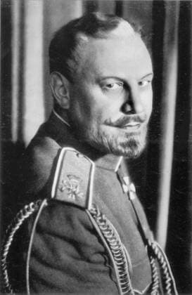 Emil Jannings (1884 - 1950) (Schauspieler) 02 02 teu Mann Schauspiel Film Hollywood 1920er Jahre Der blaue Engel Bart Rollenfoto Uniform uniformiert neutral Halbprofil sw-Motiv