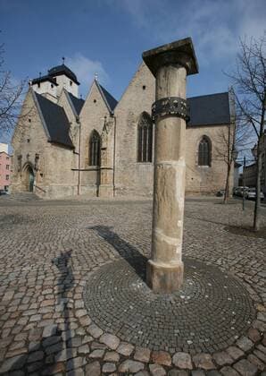 130410 Lokales Halle Saale , Zeitz Serie Schöne Heimat Sachsen - Anhalt , Heimatserie Michaelis Kirche , Oskar Brüsewitz Säule