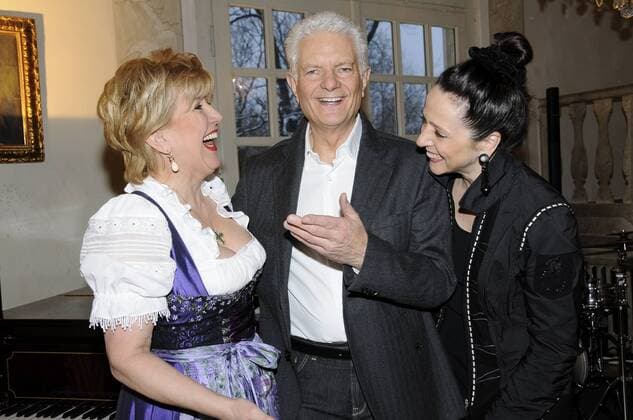 Peter Horton, 80. Geburtstag am 19. September München 29.01.12 Asam Schlössl - Symphonie Trio - Feuer dass mit der Seele tanzt - Birgit Netzle, Piechotka Peter Horton, Slava Kantcheff