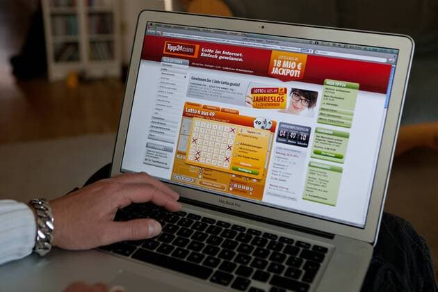 Lotto spielen im Internet, Online Abgabe eines virtuellen Spielscheins beim Anbieter Tipp24 Services Ltd. mit Sitz in England