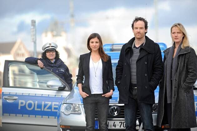 WDR Tatort Dortmund. (l-r) Schauspielerin Aylin Tezel in der Rolle der Polizeioberkommissarin Nora Dalay , Schauspieler Jörg Hartmann in der Rolle des Polizeioberkommissar Peter Faber und Schauspielerin Anna Schudt in der Rolle der Hauptkommissarin Martina Bönisch während eines Pressetermins Teamvorstellung des WDR - Tatorts am 05.03.2012 in Dortmund.