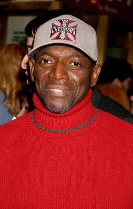Oct. 22, 2004 - New York, New York, U.S. - HINTON BATTLE ARRIVING AT THE OPENING NIGHT OF BROOKLYN THE MUSICAL AT THE PLYMOUTH THEATRE IN NEW YORK New York ON OCTOBER 21, 2004. 2004..K40050HMC New York U.S.  - ZUMAmg1