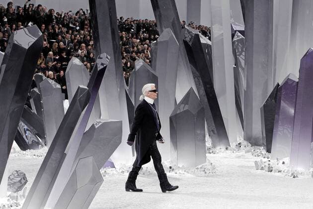 Karl Lagerfeld bei der Modenschau von Chanel im Rahmen der Paris Fashion Week Womenswear Fall Winter 2012 am 06.03.2012 in Paris Paris Fashion Week Womenswear Fall Winter 2012 - Chanel - 