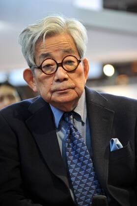 Kenzaburo Oe - Buchmesse - Salon du Livre - in Paris, Frankreich - LionelUrman Panoramic 