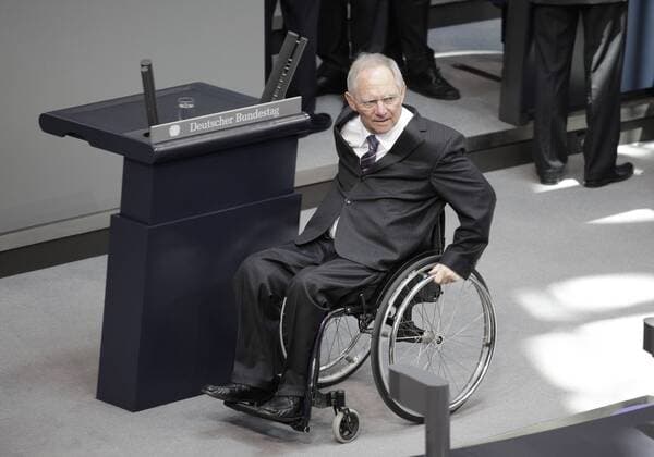 Berlin, Deutscher Bundestag, Vereidigung von Bundespräsident Joachim Gauck bei einer gemeinsamen Sitzung der Mitglieder des Deutschen Bundestages und des Bundesrates, Foto: Bundesfinanzministers Dr. Wolfgang Schäuble