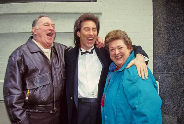 Aug. 21, 2008 - New York, New York, U.S. - DRAKE HOGESTYN WITH HIS PARENTS BILL AND SHUG 1992. New York U.S.  - ZUMAbu2