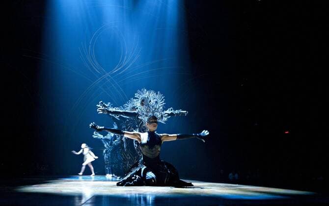 (120426) -- MONTREAL (CANADA), April 26, 2012 (Xinhua) -- Cirque du Soleil s performers attend its latest production Amaluna in Montreal, Canada, on April 24, 2012. After several months rehearsal, Canada s Cirque du Soleil started its tour of its latest Amaluna, adapted from Greek myth and Shakespeare s works, in Montreal, Toronto and Vancouver. (Xinhua Andrew Soong) (lr) CANADA-MONTREAL-CIRQUE DU SOLEIL-AMALUNA 