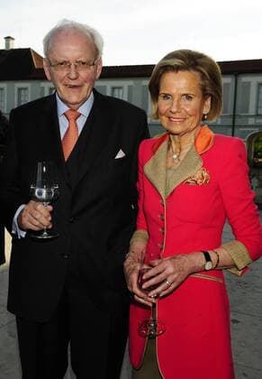 Prof. Dr. Roman Herzog mit Ehefrau Freifrau Alexandra von Berlichingen 3. Preisverleihung Bündnis für Kinder Hubertussaal Nymphenburg München 10. Mai 2012